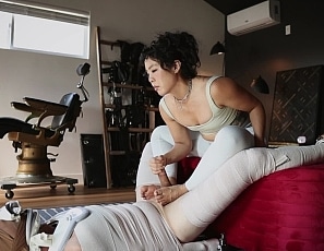 DAL01045-CummingIsATrap3